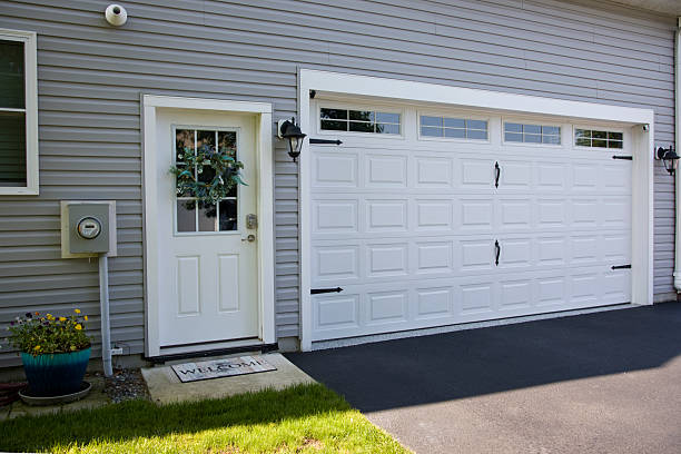 24/7 Emergency Garage Door Panel Replacement experts in Mocksville, NC